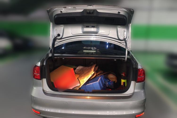 Used Volkswagen Sagitar 2017 230TSI Automatic Comfort Version