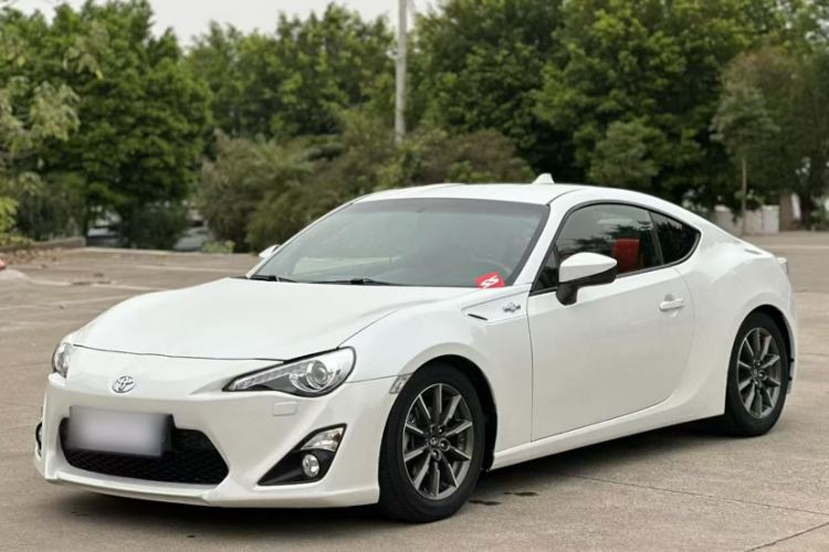 Used Toyota 86 2013 2.0L Automatic Luxury Version