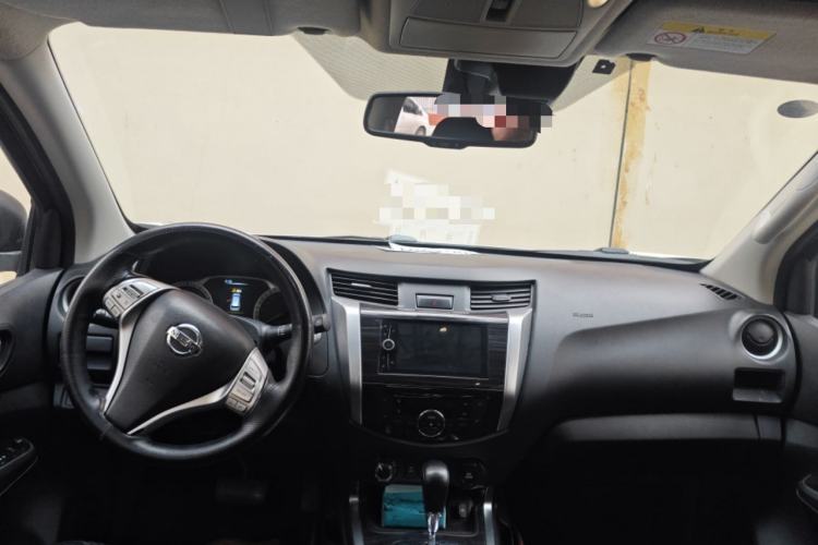 Used Nissan Terra 2018 2.5L Automatic 4x4 Flagship Edition Center Console