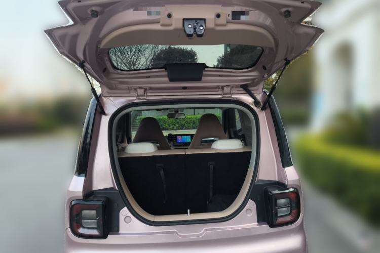 Used Geely Galaxy Panda 2023 Panda Mini 200km Endurance Bear
