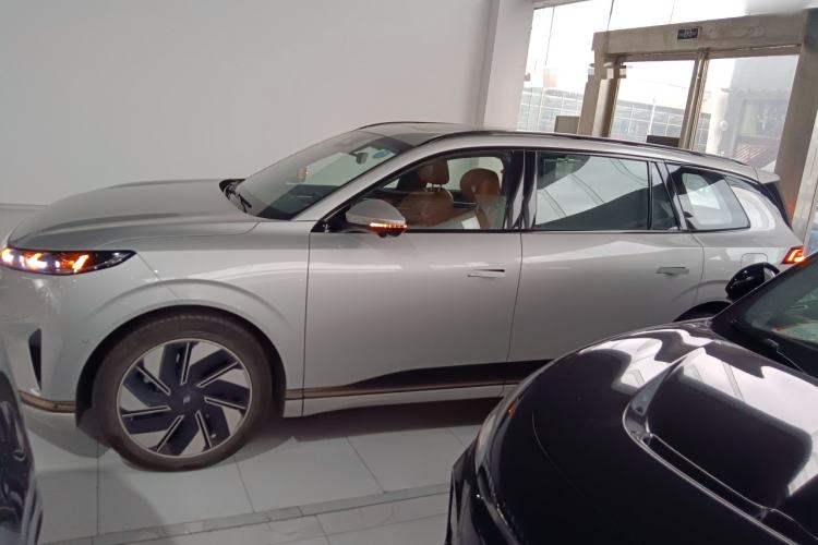 Used Dongfeng eπ eπ008 2025 210Max Rui Edition 5-Seater