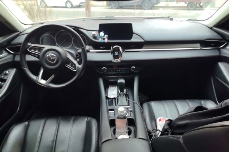 Used Mazda Atenza 2020 2.0L Blue Sky Luxury Edition Interior 2