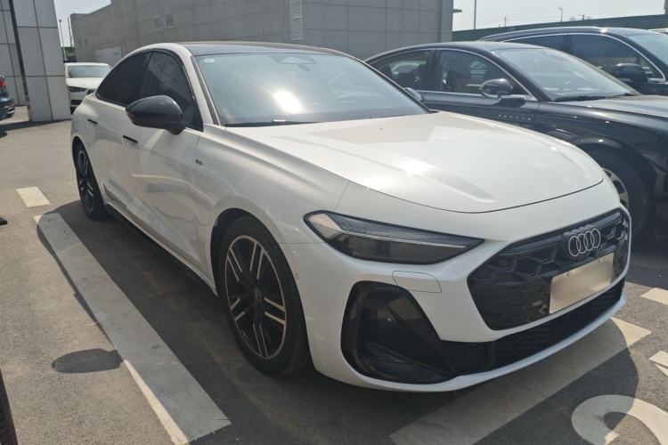 Used Audi A5L 2026 2.0T Sport quattro Front Right 45 Deg