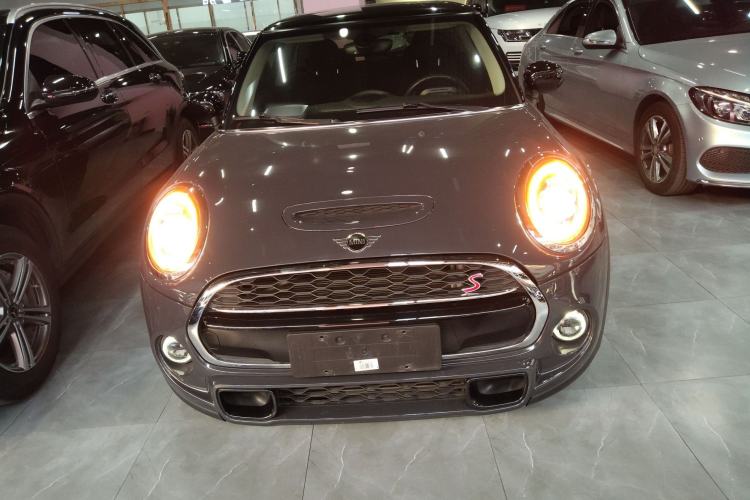 Used MINI MINI 2021 2.0T COOPER S Classic Edition
