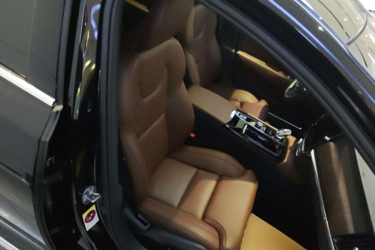 Used Volvo S90 New Energy 2024 Plug-in Hybrid Four-Wheel Drive Long-Range Luxury Smart Edition Right Front Seat