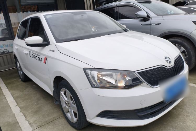 Used Skoda Fabia 2017 1.4L Automatic Car Enjoy Edition
