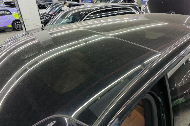 Used ONVO Luxeed L90 2025 Model—Max Six-Seater Version Roof