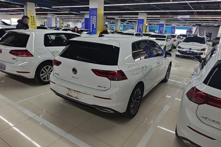 Used Volkswagen Golf 2023 Facelift 280TSI DSG Pro
