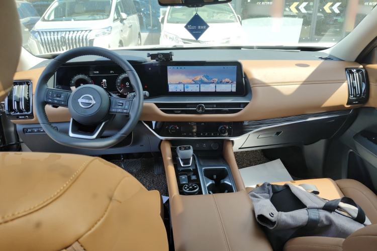 Used Nissan Pathfinder 2024 380 VC-TURBO Four-Wheel Drive Intelligent Driving Version 6 Seats Center Console