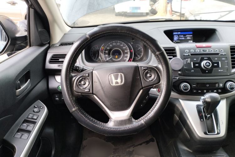 Used Honda CR-V 2012 2.4L four-wheel drive luxury version
