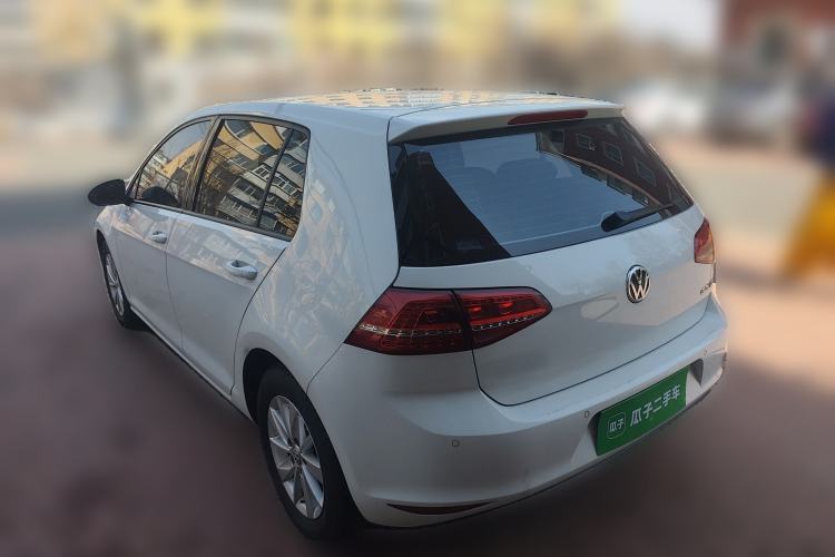 Used Volkswagen Golf 2015 1.6L Automatic Fashion Model Rear Left 45 Deg