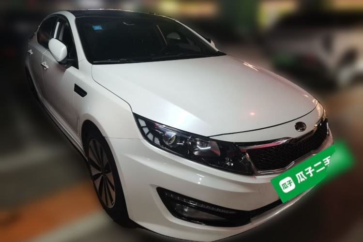 Used Kia K5 2012 2.0L Automatic DLX Front Right 45 Deg