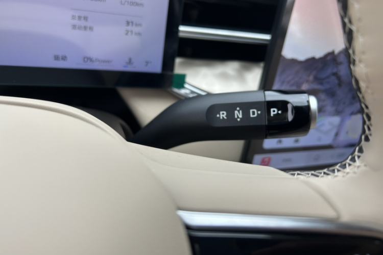 Used Roewe M7 DMH 2025 Model 160km Premium Version
