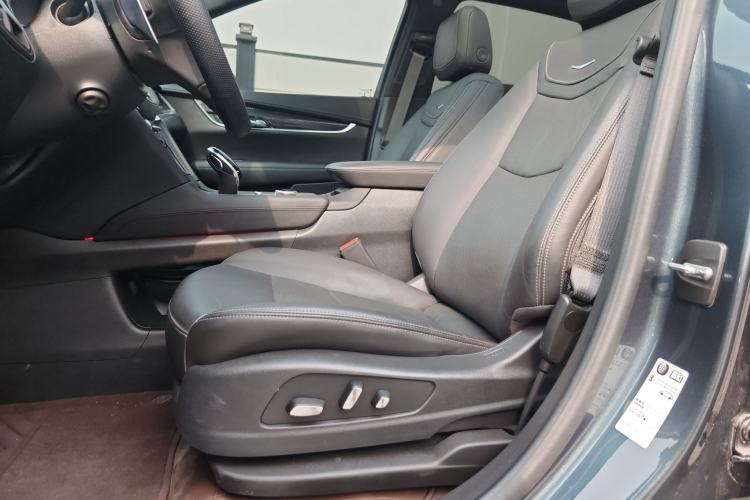 Used Cadillac XT5 2022 2.0T Four-Wheel Drive Luxury Version (Hummingbird Edition)