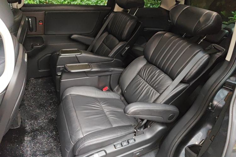 Used Honda Odyssey 2022 2.0L eHEV Sharp Supreme Edition Left Rear Seat