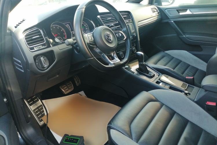 Used Volkswagen Golf 2016 1.4TSI Automatic R-Line