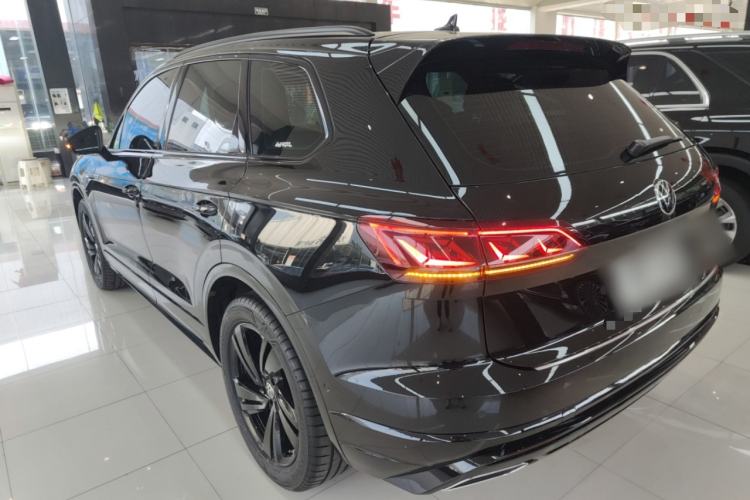 Used Volkswagen Touareg 2023 3.0 TSI Luxury Edition Obsidian Black Sport Package
