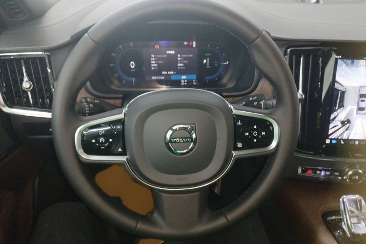 Used Volvo S90 New Energy 2024 Plug-in Hybrid Four-Wheel Drive Long-Range Luxury Smart Edition
