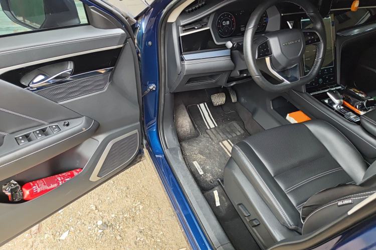 Used Venucia Star 2020 260T Automatic 48V Mild Hybrid Turbocharged Star Edition Driver Seat