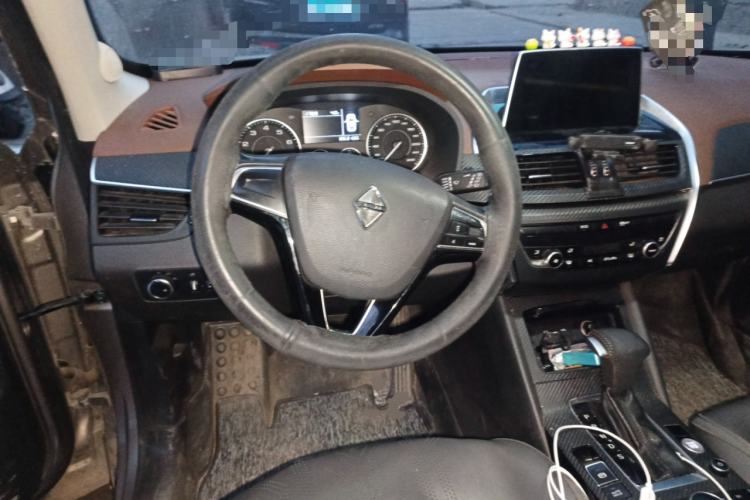 Used BORGWARD BX5 2017 20TGDI Automatic Two-Wheel Drive Pioneer Edition