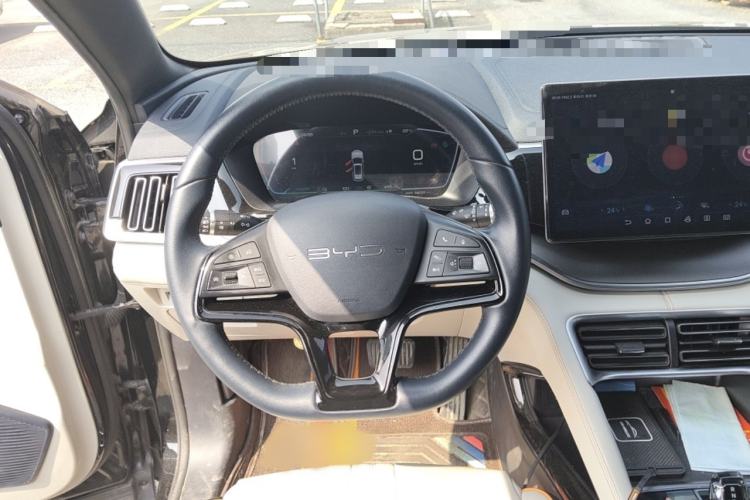 Used BYD Song PLUS New Energy 2023 Champion Edition DM-i 110KM Flagship Model Steering Wheel