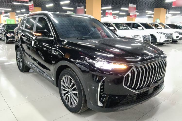 Used JETOUR X70 PLUS 2024 Champion Edition 1.5T DCT Champion PRO 5-Seater Front Right 45 Deg