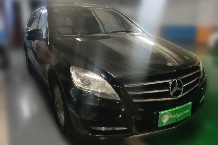 Used Mercedes-Benz R-Class 2011 R 350 L 4MATIC Front Right 45 Deg