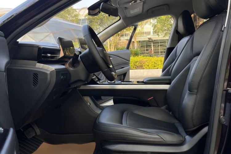 Used Wuling Xingguang 2023 150 Advanced Edition
