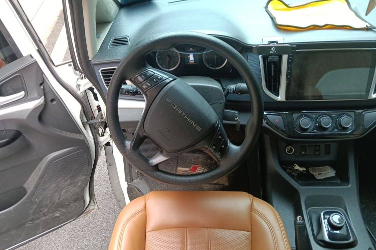 Used FORTHING Lingzhi M5 2022 Passenger Version Standard Model 9-Seater