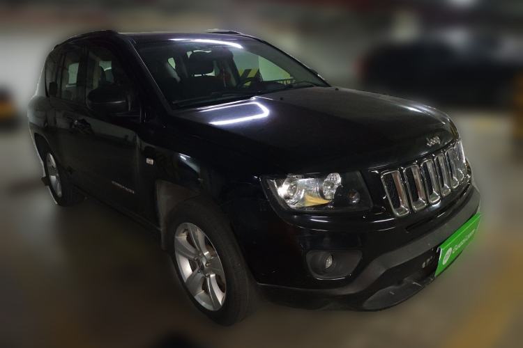 Used Jeep Compass 2014 2.0L two-wheel drive sport version