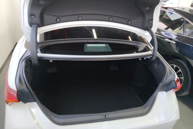 Used Toyota Avalon 2022 2.0L Luxury Edition