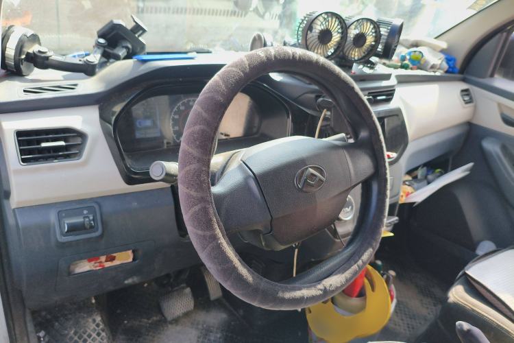 Used SAIC MAXUS EV30 2021 Pure Electric Smart Logistics Expert with Long Wheelbase—CATL
