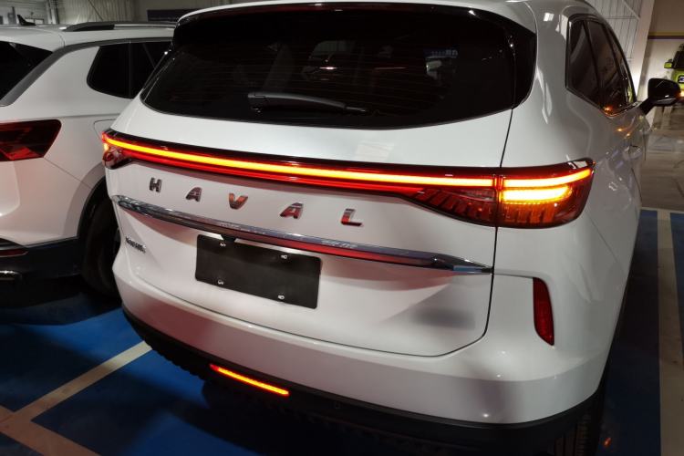 Used Haval H6 2024 1.5T Two-Wheel-Drive Classic Edition