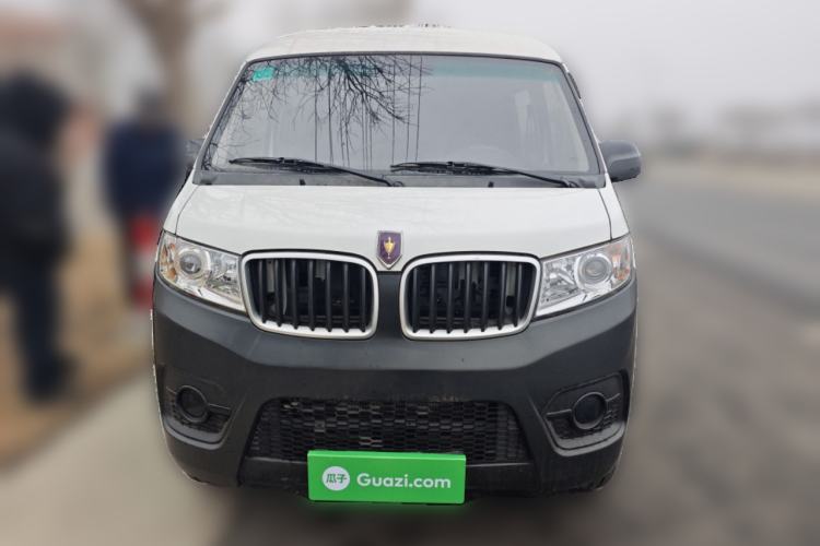 Used Jinbei Hiace X30 2021 1.5L Standard Version Air-Conditioner-Free Van China VI Emission Standard SWC15M Front