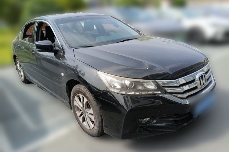 Used Honda Accord 2015 2.0L LXS Elite Edition Front Right 45 Deg