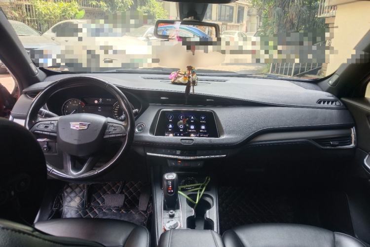 Used Cadillac XT4 2018 28T Two-Wheel Drive Leading Version