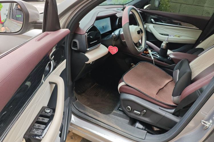 Used Geely Auto Monjaro L 2024 2.0TD High-Power Automatic Two-Wheel Drive Yunqi Version