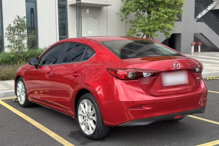 Used Mazda 3 Axela 2016 Sedan 2.0L Automatic Sport Model Exterior 6