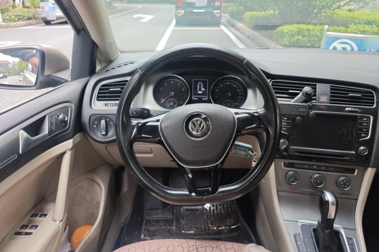 Used Volkswagen Golf 2014 1.6L Automatic Comfort Model