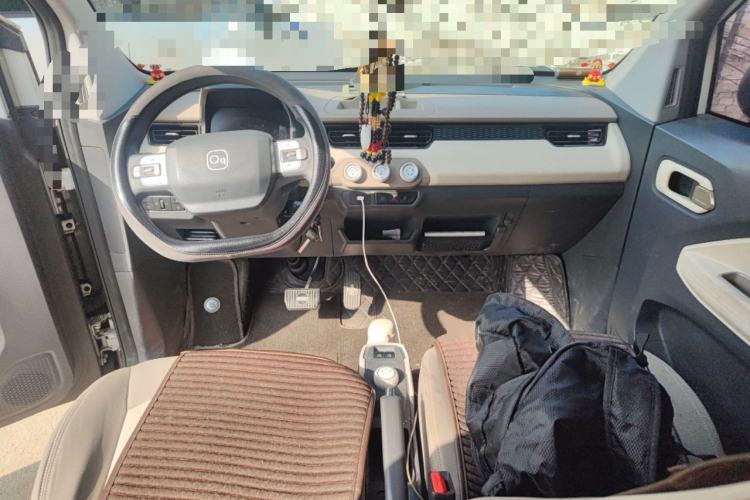 Used Chery QQ Ice Cream 2024 Restyled 170 km Sundae Center Console