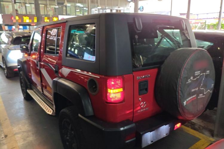 Used BAIC Off-Road BJ40 2017 40L 2.3T Automatic All-Wheel Drive Ring of the Tower Champion Edition
