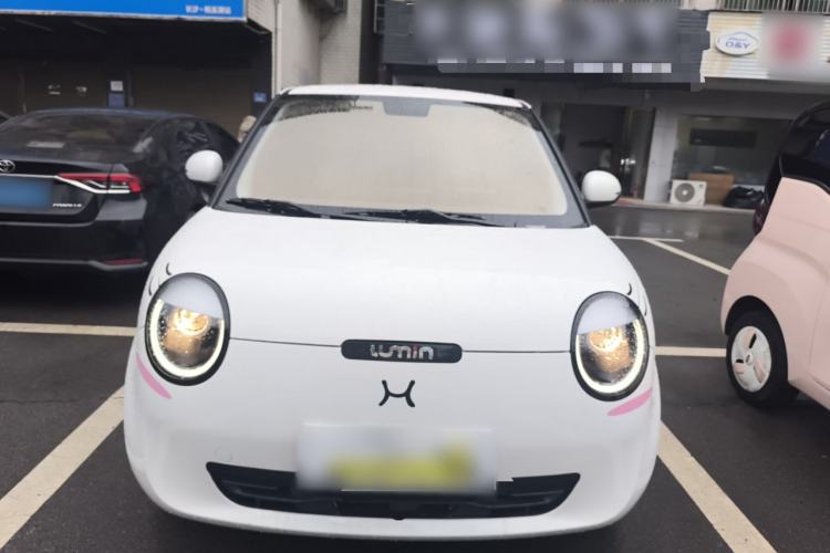 Used CHANGAN NEVO Lumin 2022 155 km – Refreshingly Sweet Edition Front