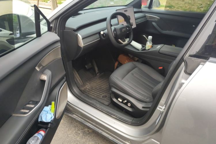 Used ONVO L60 2024 60 kWh Rear-Drive Version