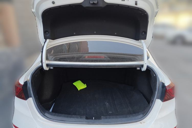 Used Kia K3 2021 Revised 1.5L CVT Fashion Edition Trunk