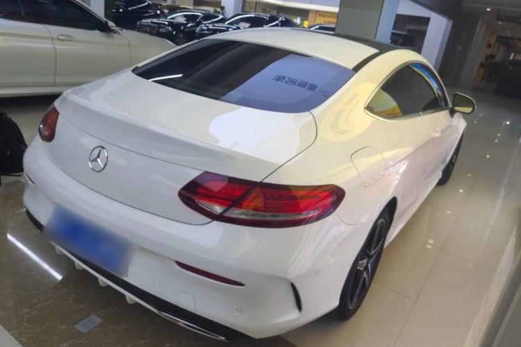 Used Mercedes-Benz C-Class 2017 C 200 Coupe Rear Right 45 Deg