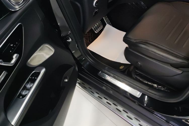 Used Mercedes-Benz GLC 2023 GLC 260 L 4MATIC Luxury 7-Seater