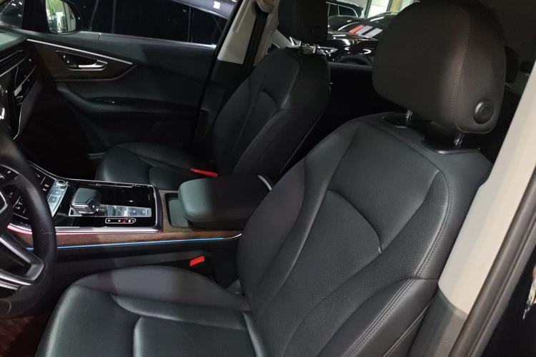 Used Audi Q7 2020 55 TFSI quattro Black Warrior Exclusive Edition
