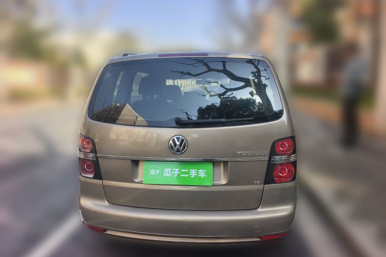 Used Volkswagen Touran 2015 1.4T DSG Comfort Edition 5 Seats Rear