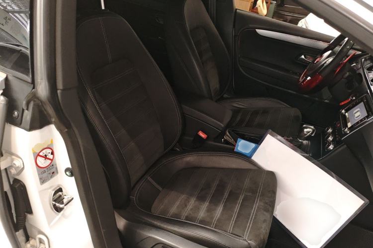 Used Volkswagen FAW-Volkswagen CC 2013 2.0 TSI Luxury Model
