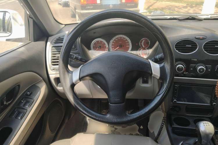 Used Mitsubishi Lancer 2012 1.6L Manual Luxury Edition EXi
